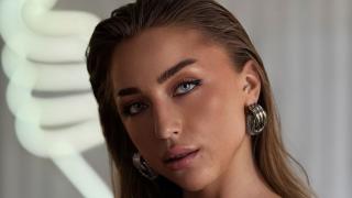 EvaMonroe Snapshot