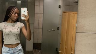 LiilyHadid Snapshot