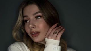 EvaEllees Snapshot
