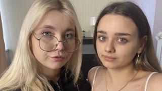 JulieAndLira Snapshot