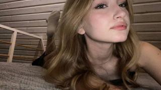 AdriannaPecanty Snapshot