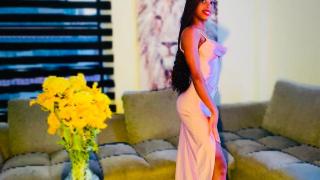 Angeya_Petite Snapshot