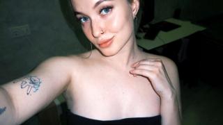 EvaRiverson Snapshot