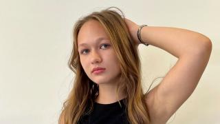SimonneTye Snapshot