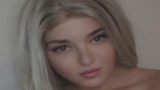 HollyComming Snapshot