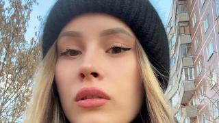 Emily_Bridget Snapshot