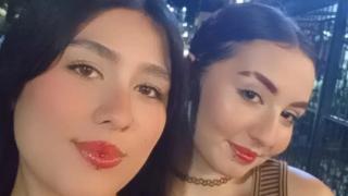 HannaAndCherry Snapshot