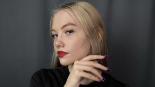 AdellaGrondahl Snapshot