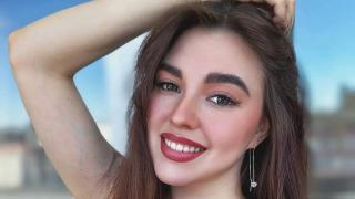 LizaWoolworth Snapshot