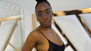 SelenaHamilton Snapshot