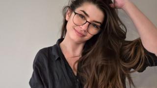 AnnaThomsom Snapshot