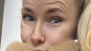 MoniqueWhite Snapshot