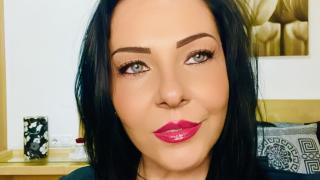 KataleyaJenifer Snapshot